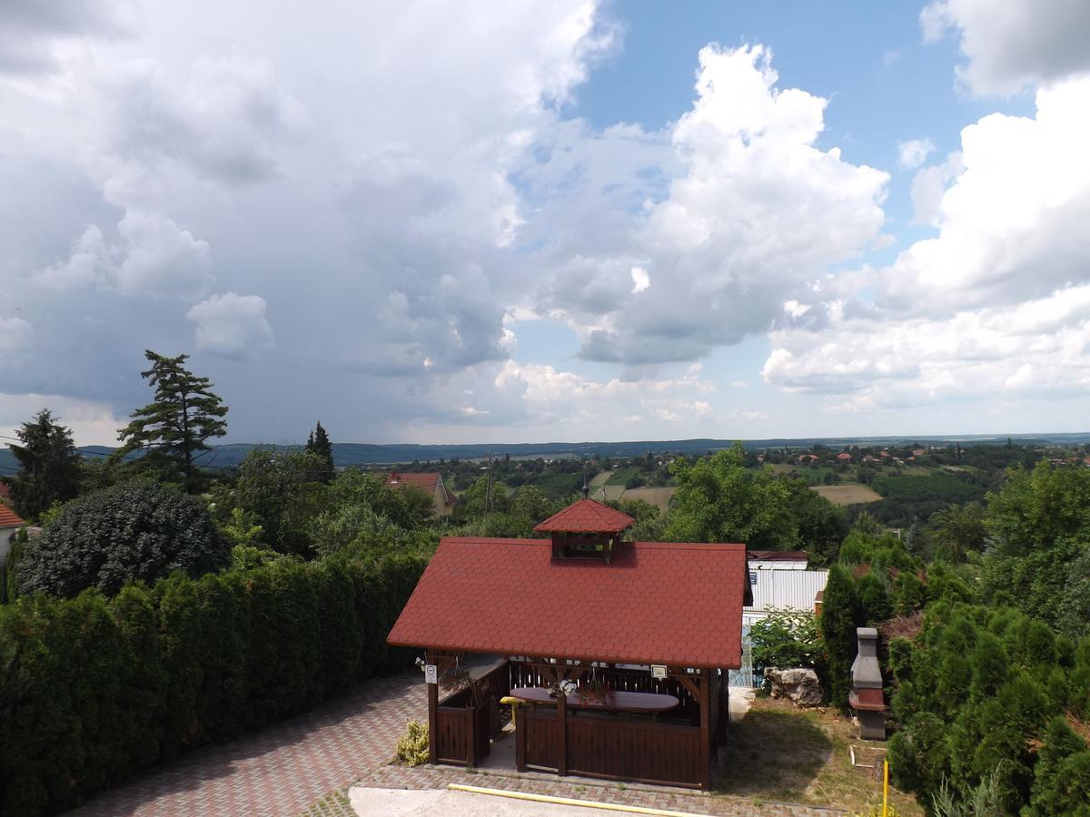 Arielle Panzio Hotel Zalaegerszeg Buitenkant foto