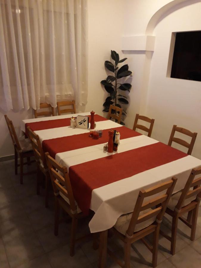 Arielle Panzio Hotel Zalaegerszeg Buitenkant foto